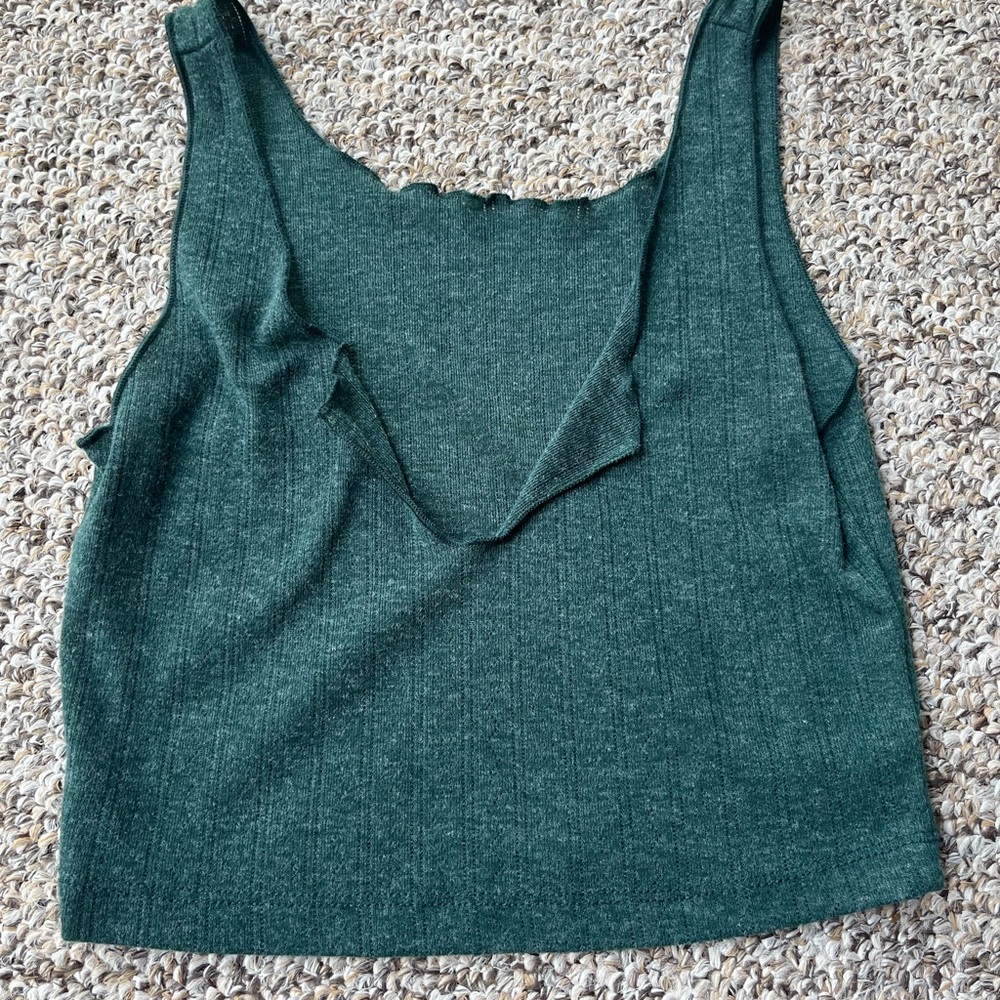 Crop top - Picture 2 of 3